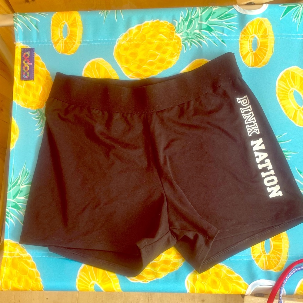 Black pink nation biker shorts size medium